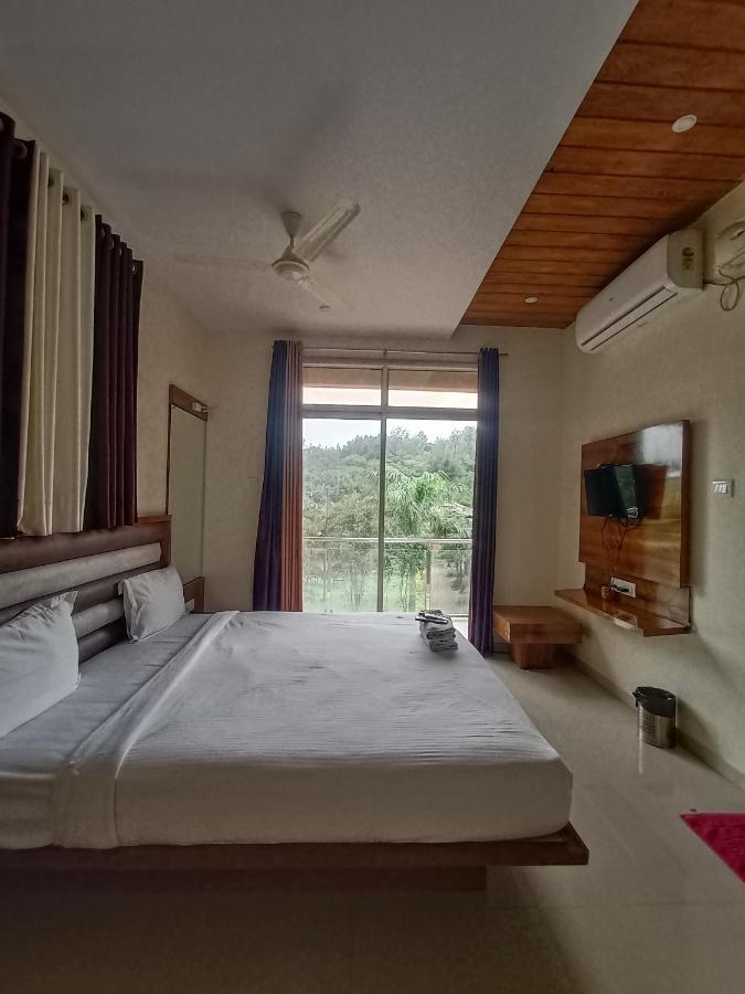 Hotel Oakwood 마하발레슈와르 외부 사진