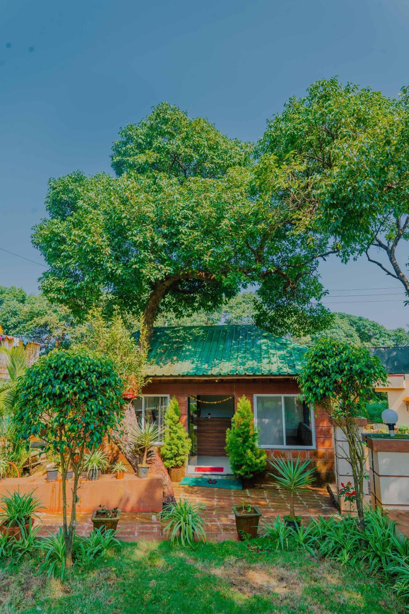 Hotel Oakwood 마하발레슈와르 객실 사진